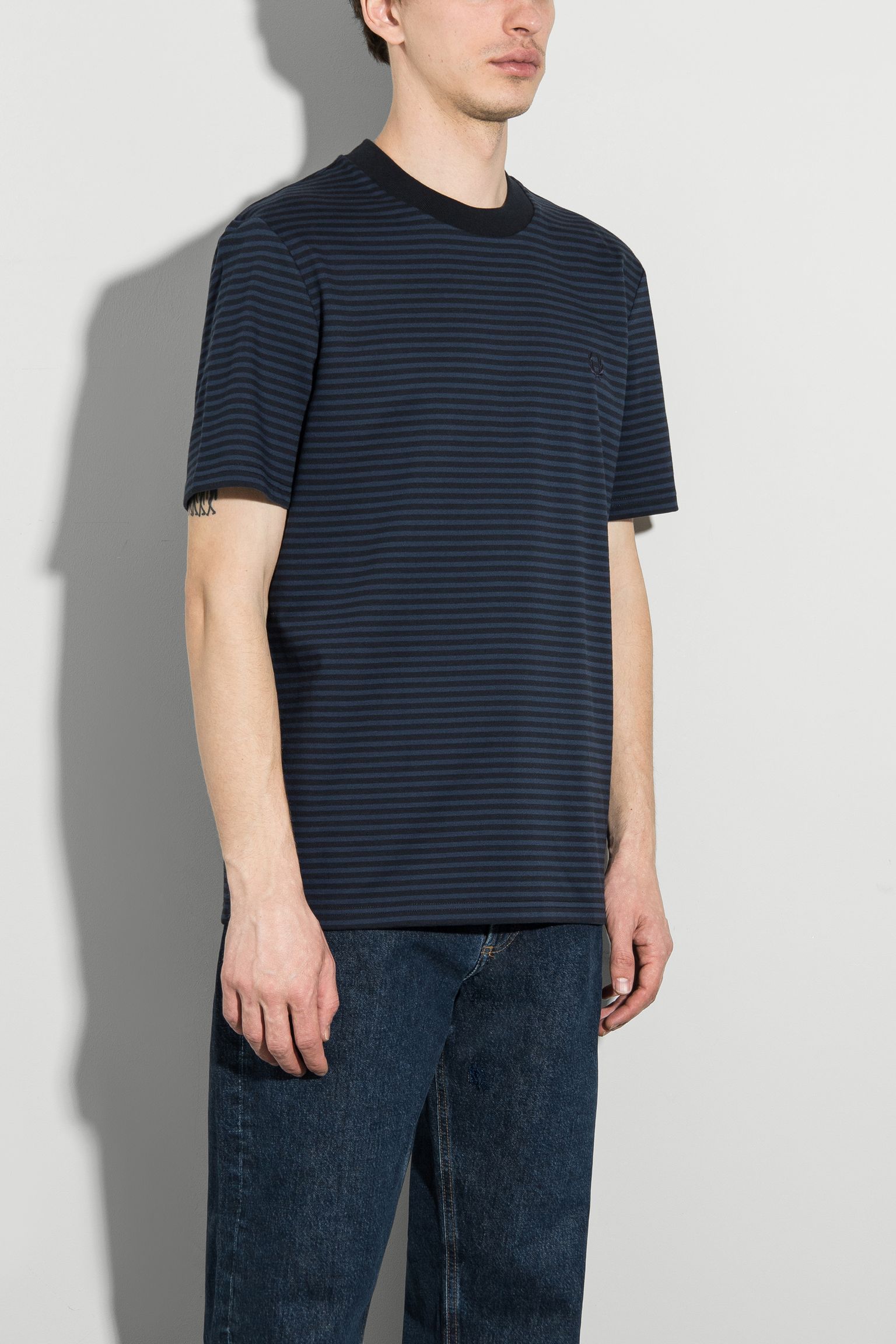 Футболка FINE STRIPE T-SHIRT з доставкою