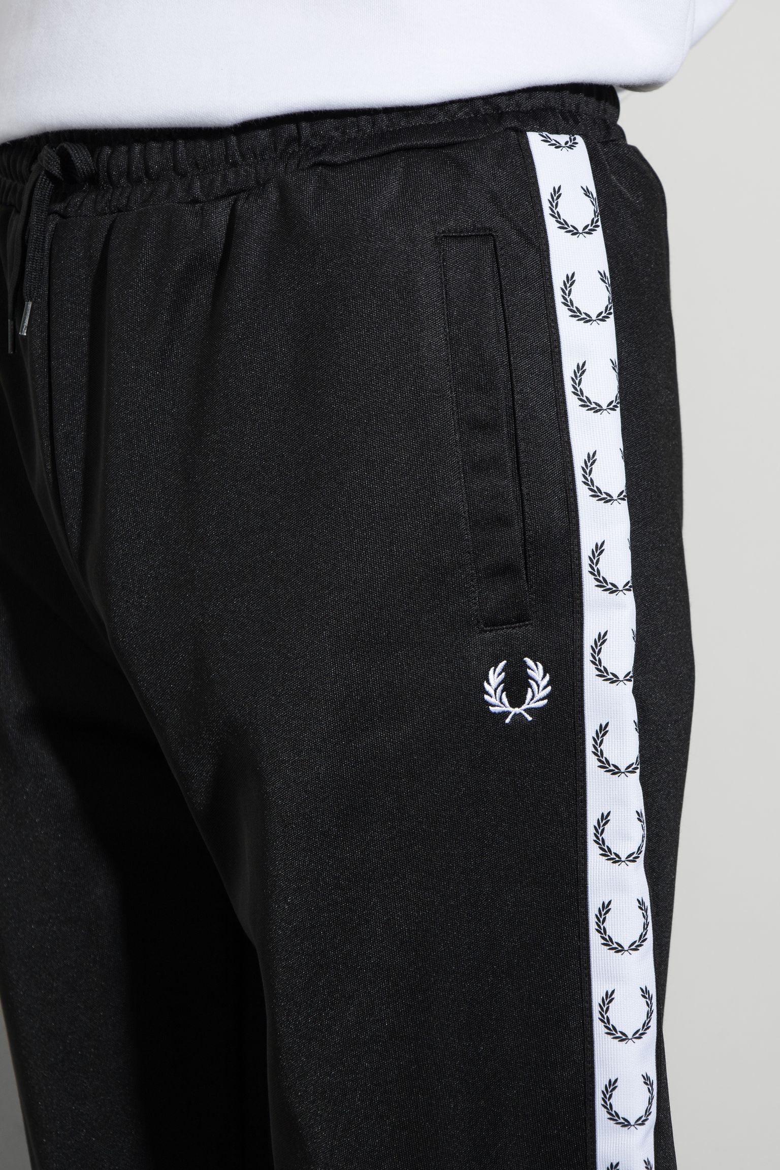 Широкий вибір Спортивні брюки TAPED TRACK PANT