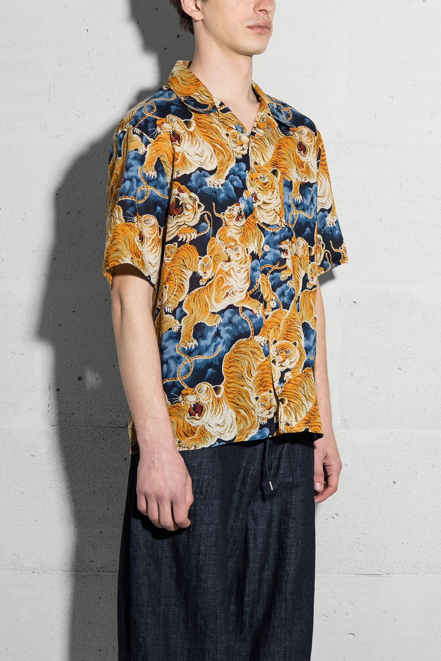 Рубашка с коротким рукавом TIGER HAWAIIAN HALF SHIRT с доставкой