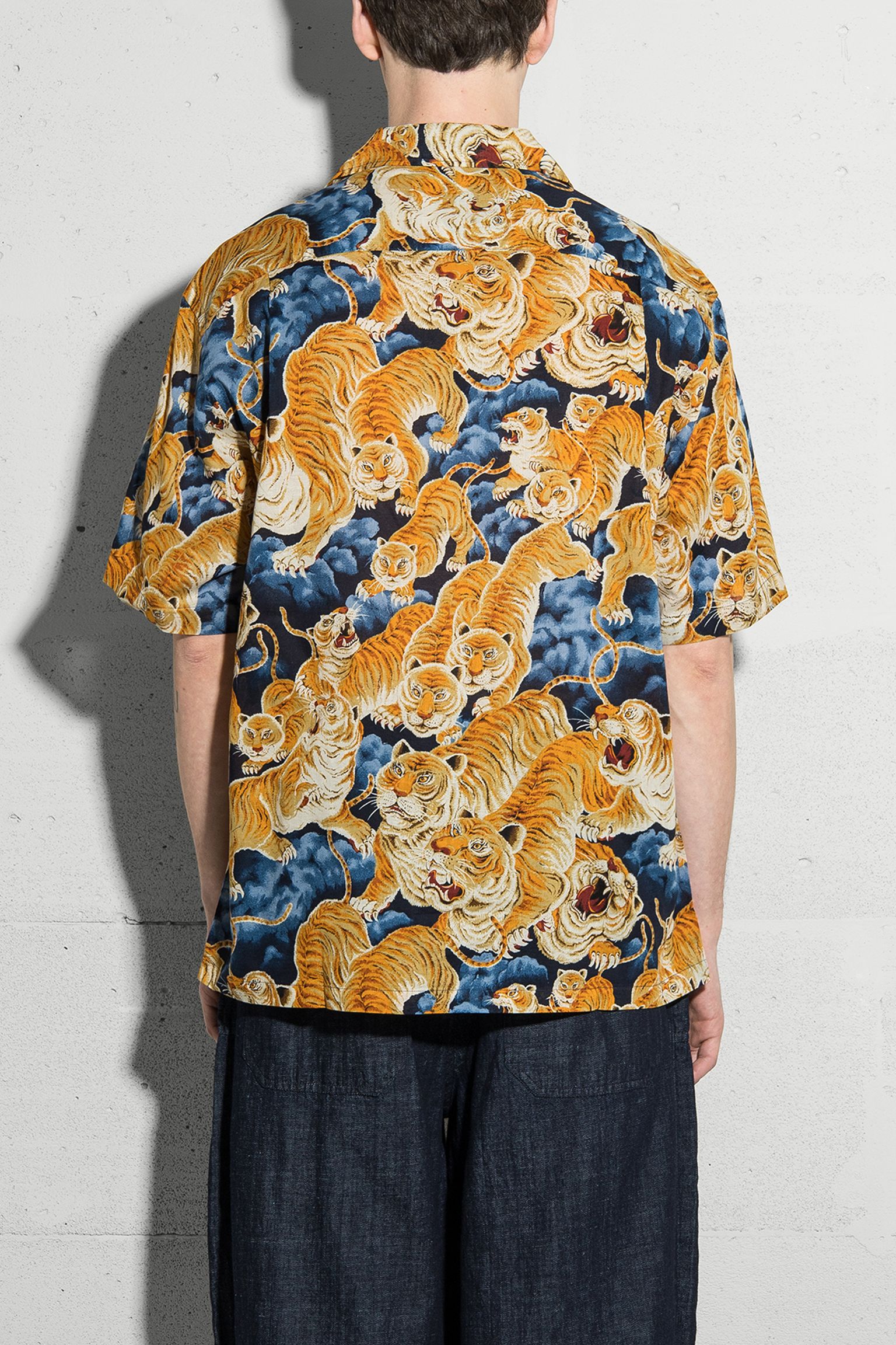Стильные Рубашка с коротким рукавом TIGER HAWAIIAN HALF SHIRT