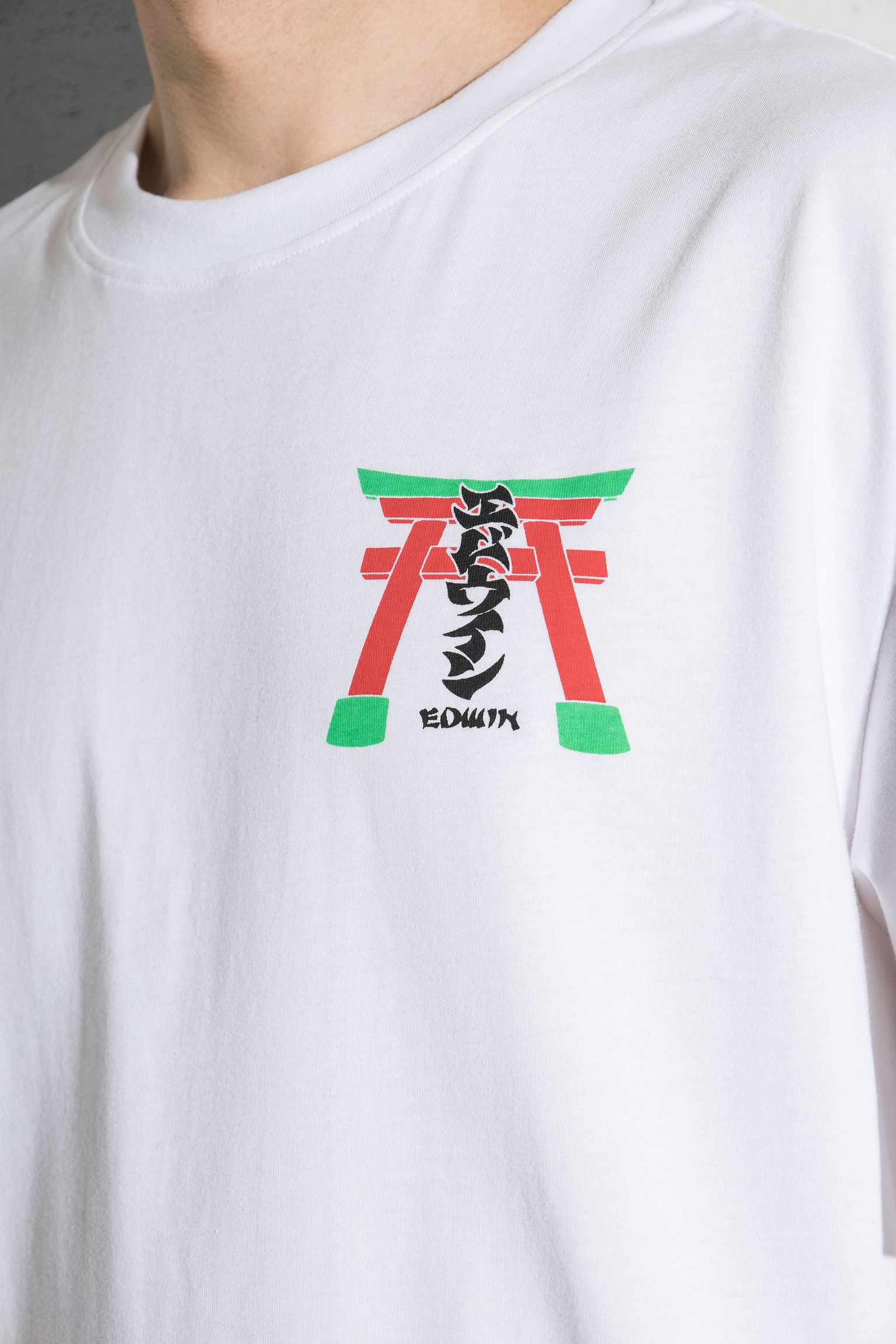 Широкий выбор Футболка Torii White
