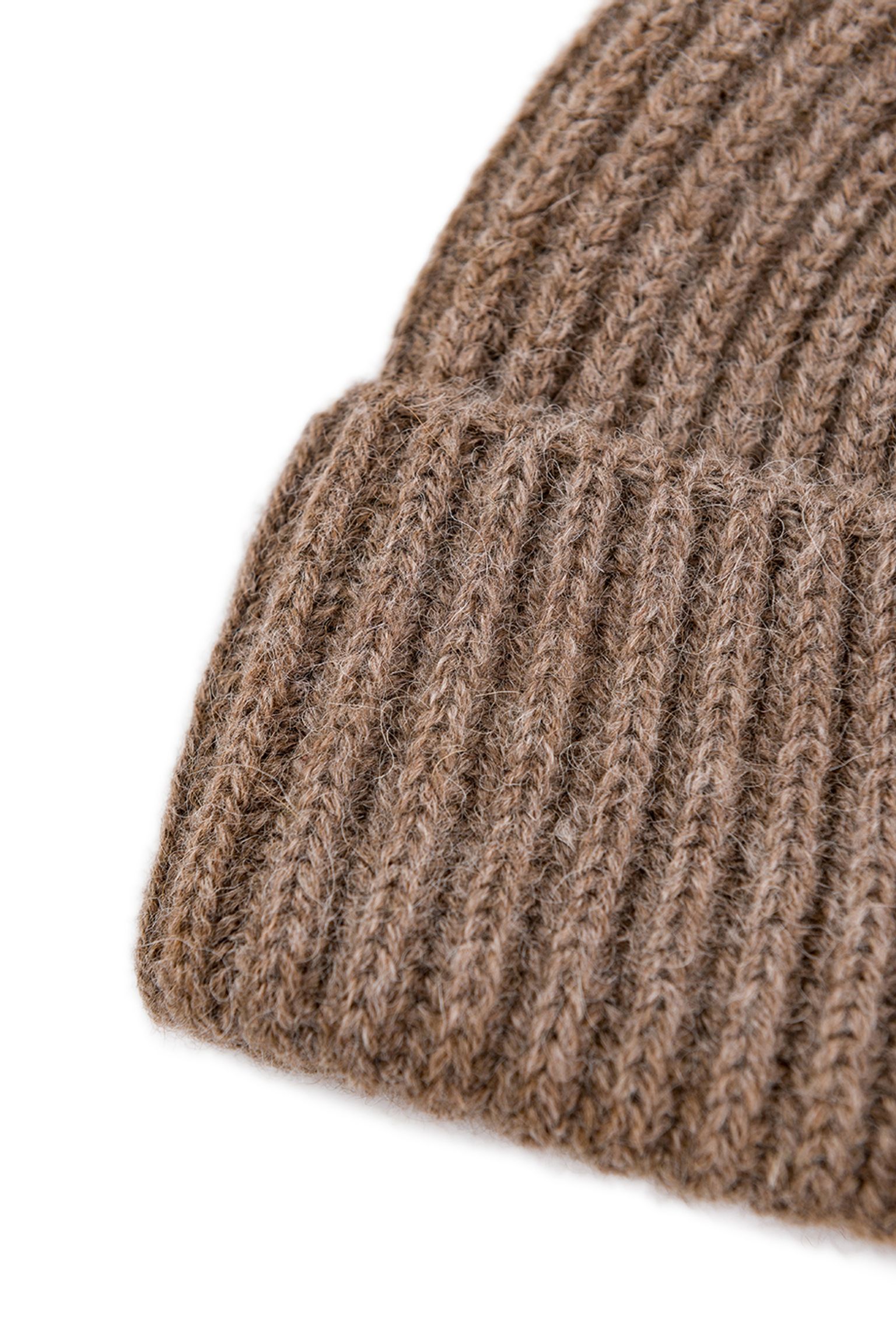 Шапка Alpaca Beanie с доставкой