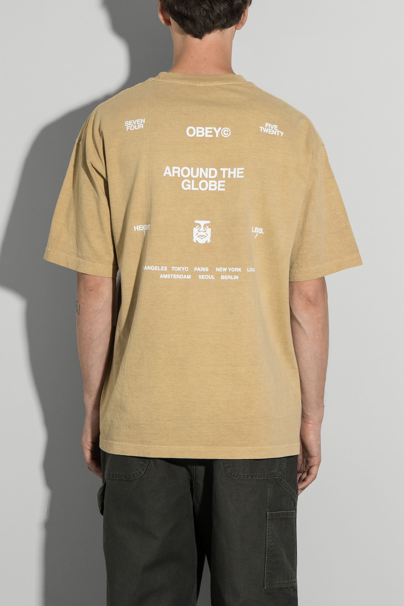 Футболка OBEY AROUND THE GLOBE