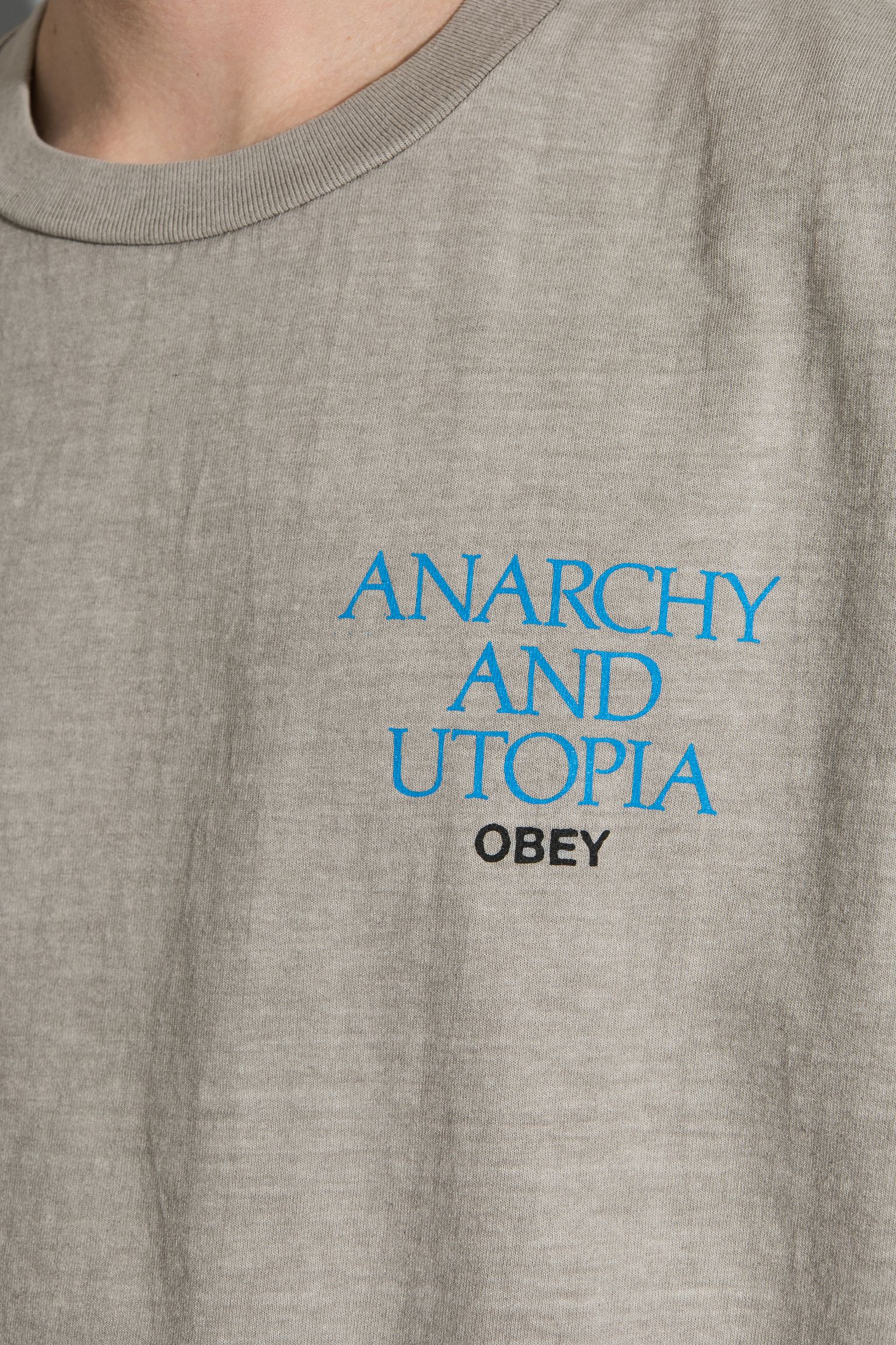 Футболка ANARCHY & UTOPIA