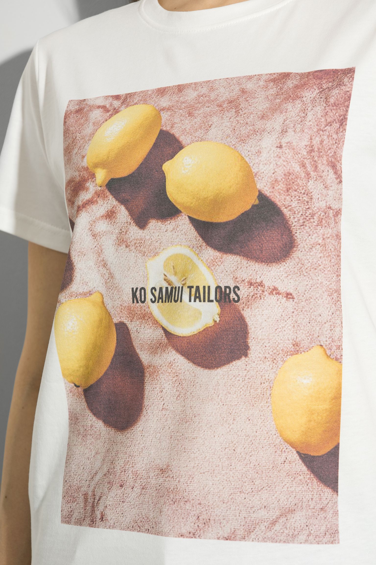 Широкий вибір Футболка LEMONS