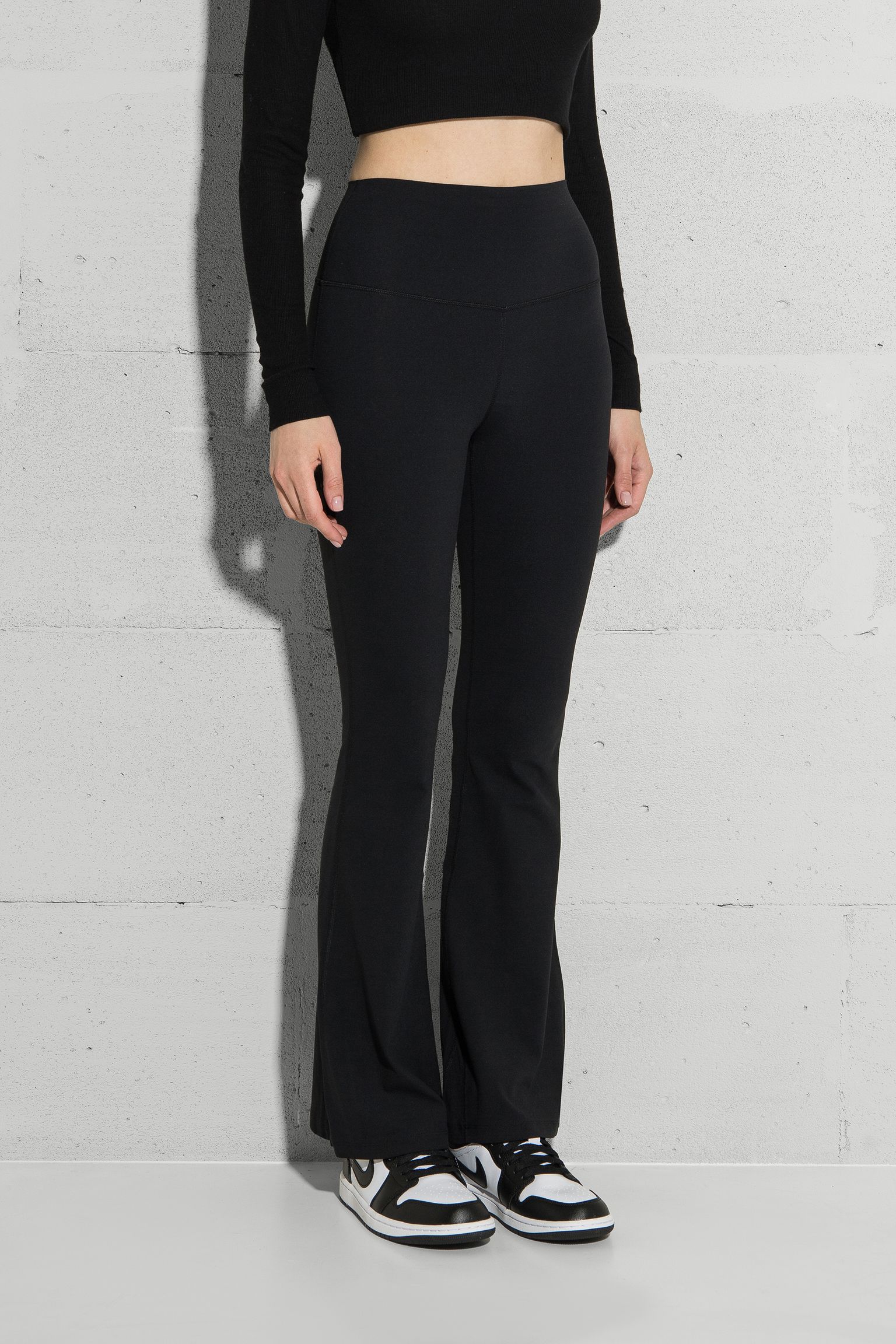 Спортивні брюки RAQUEL HIGH WAIST AIRWEIGHT FLARE 30" купити в Україні