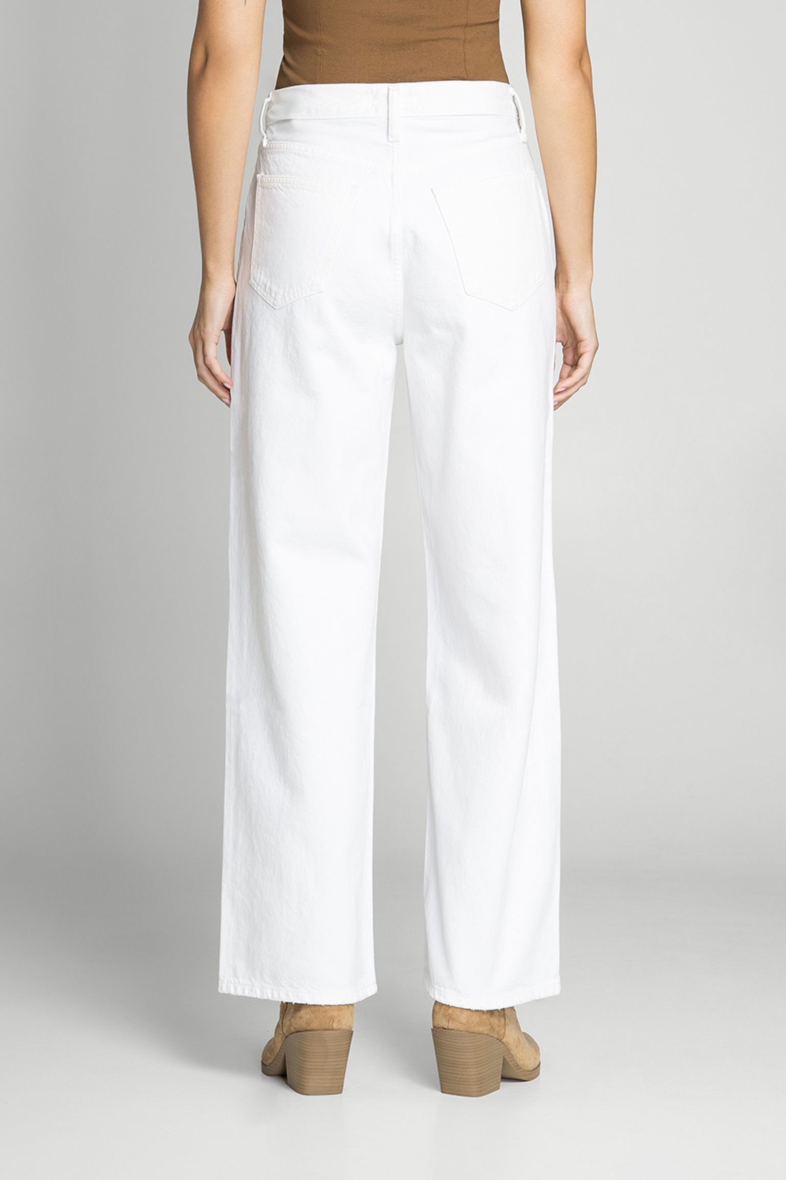 Стильные Джинсы low slung baggy in milkshake