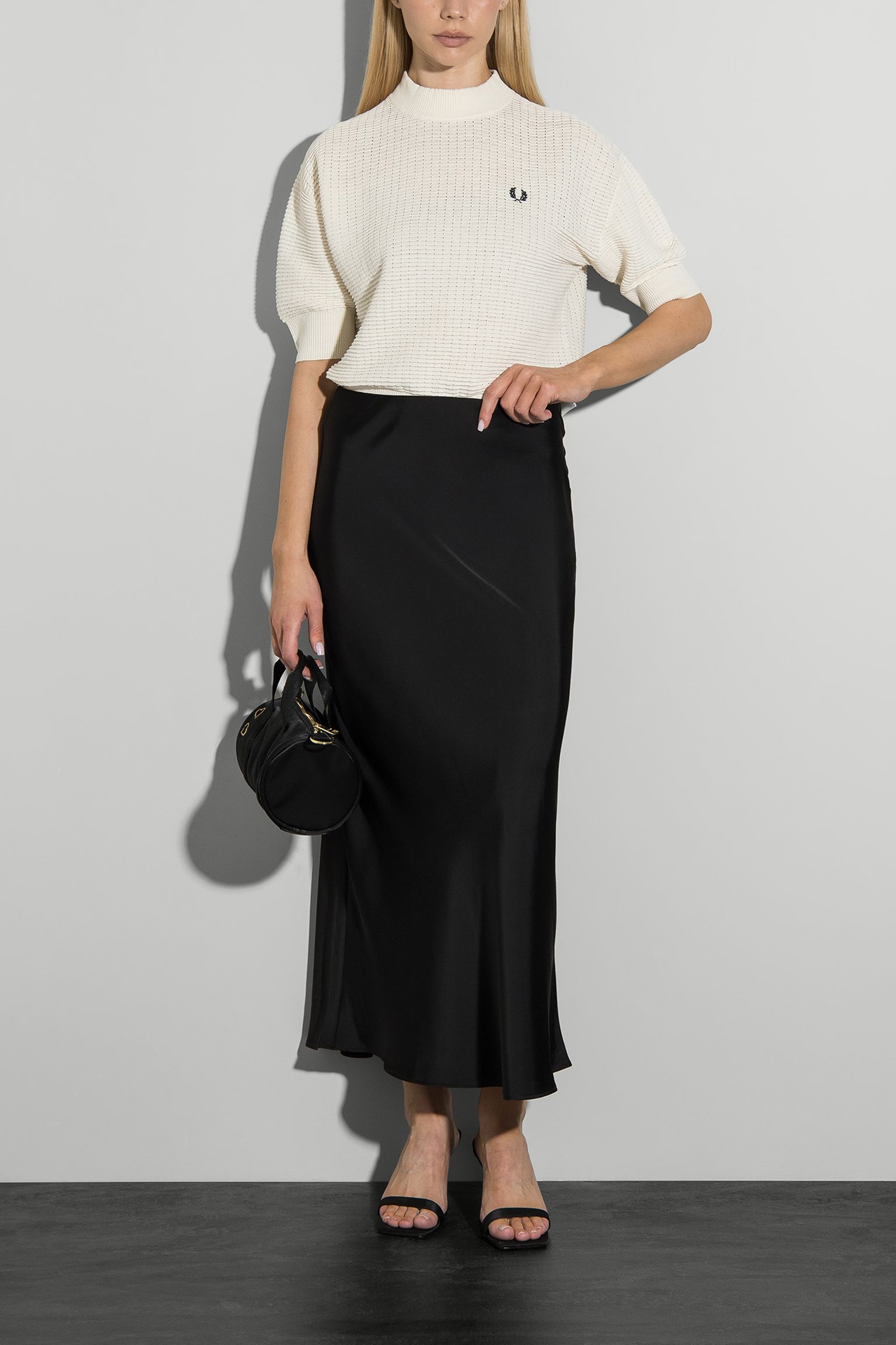 Футболка TEXTURED KNIT HIGH NECK купити в Україні