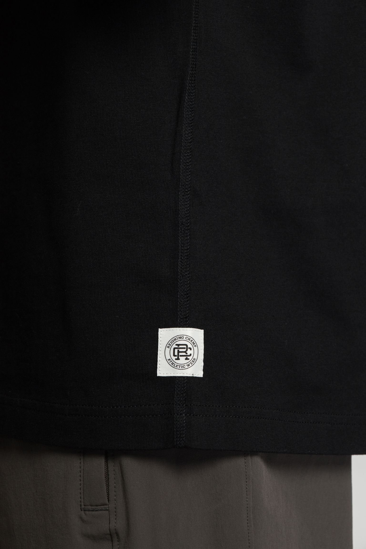 Широкий выбор Футболка Knit Midweight Jersey Monogram Og